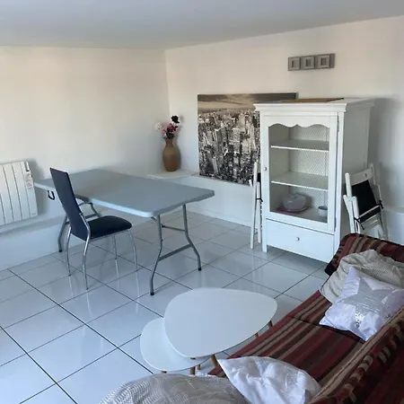 Bel Chez Particulier Calme Et Piscine *